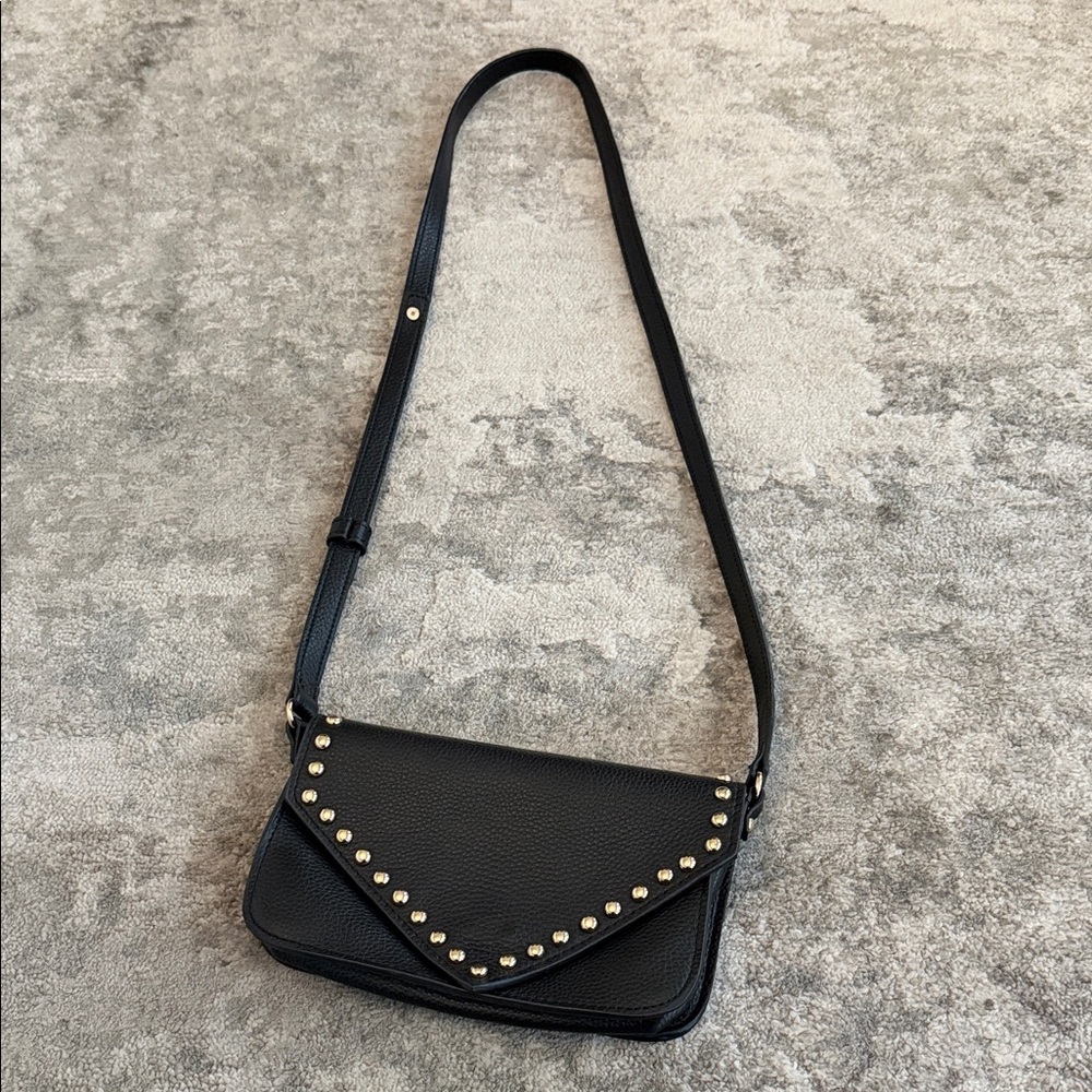 Elegant, Black, Leather Crossbody Bag with Gold Accents